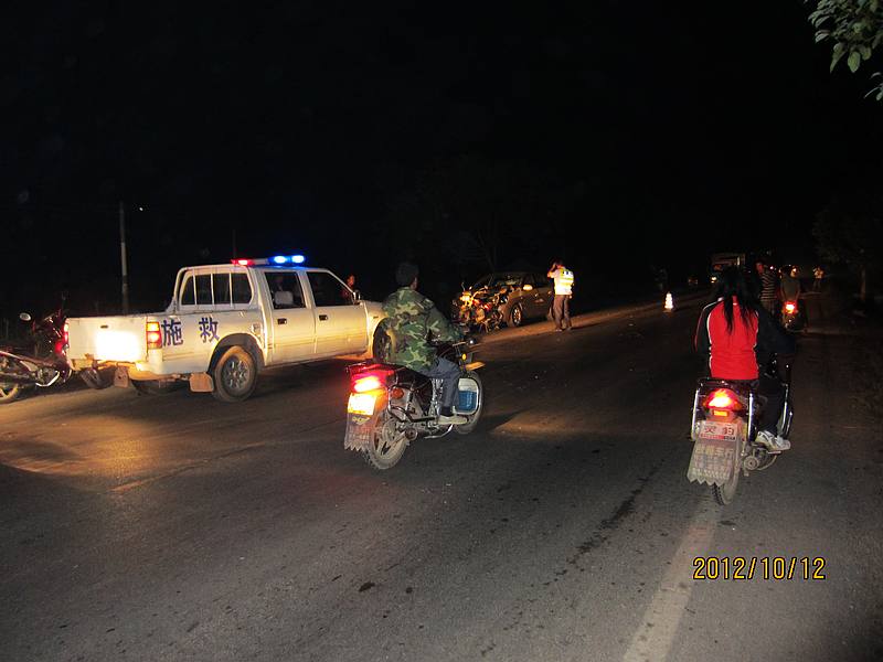 广东归来，偶遇莲花路段蜈蚣岭车祸现场【有图】112 / 作者:恭城人 / 帖子ID:56720