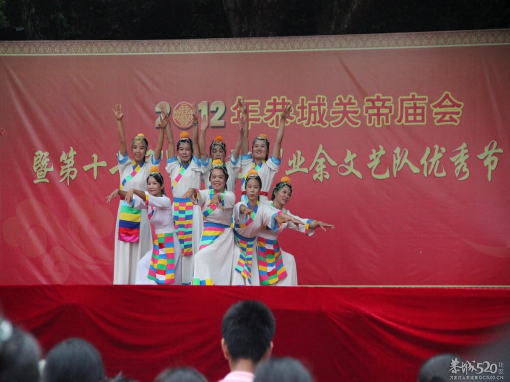 西岭村妇女广场舞文艺团987 / 作者:浅笑静听〆 / 帖子ID:57782