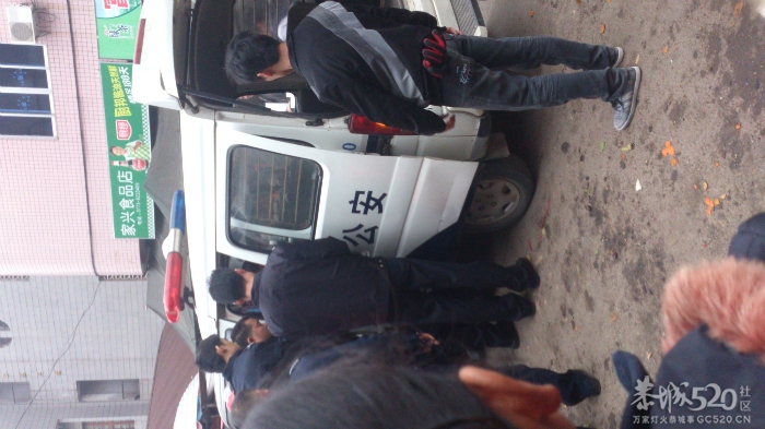 城管在此，谁敢放肆！不解释，直接上PP563 / 作者:１.∞生╮ / 帖子ID:60161