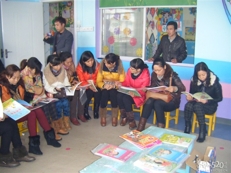 小博士民族幼儿园，一直在努力！894 / 作者:爱哭鬼 / 帖子ID:60842