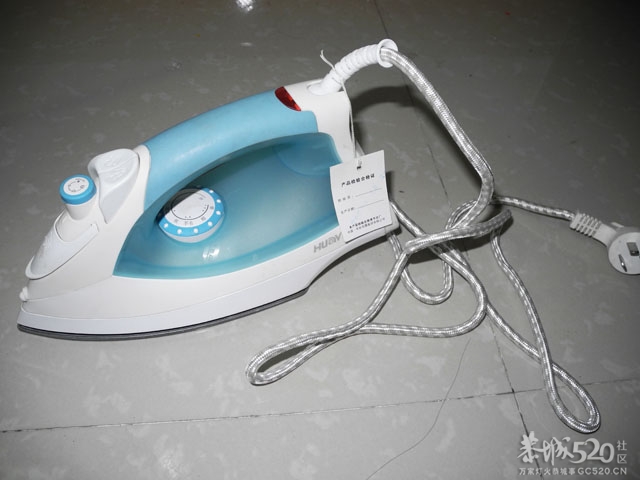 闲置电熨斗、浴霸、电暖器居家小家电超低价出售921 / 作者:有瘾头 / 帖子ID:61292