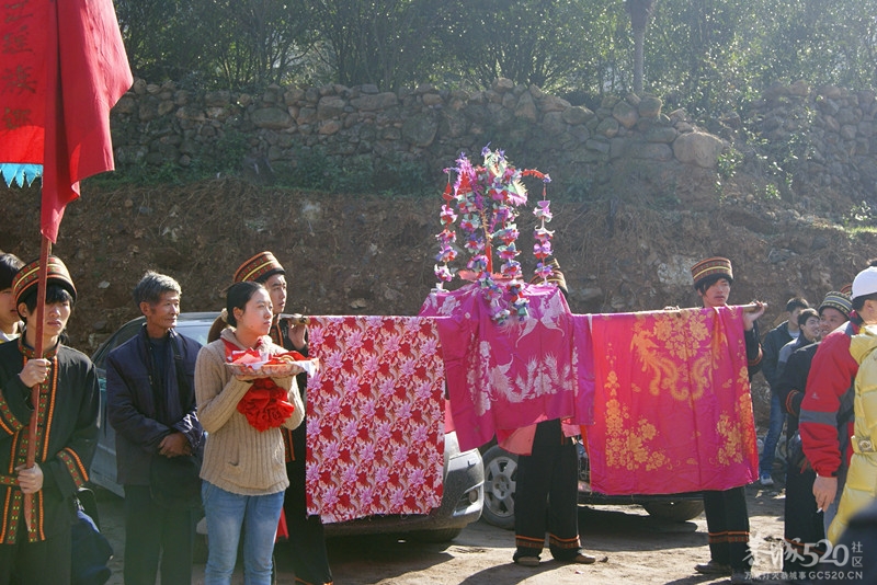 2013年三江石口花炮节870 / 作者:孟筒瑶 / 帖子ID:63210