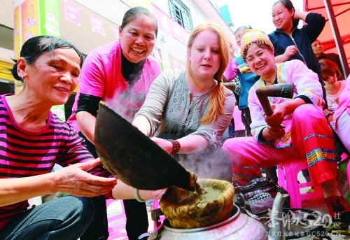 恭城昨晚演绎“油茶狂欢夜”223 / 作者:訫懐梦想 / 帖子ID:64083