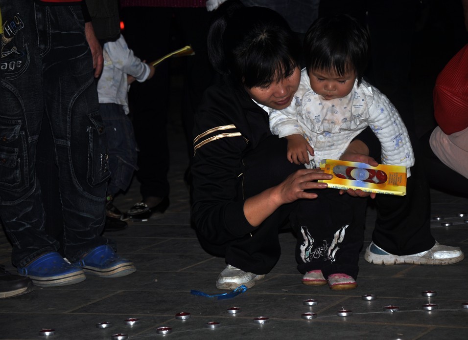 雅安加油！！！恭城人民和您在一起！！！187 / 作者:星想事成 / 帖子ID:67327