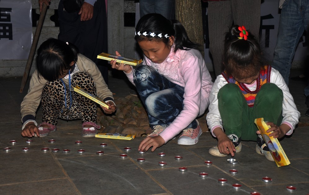 雅安加油！！！恭城人民和您在一起！！！533 / 作者:星想事成 / 帖子ID:67327