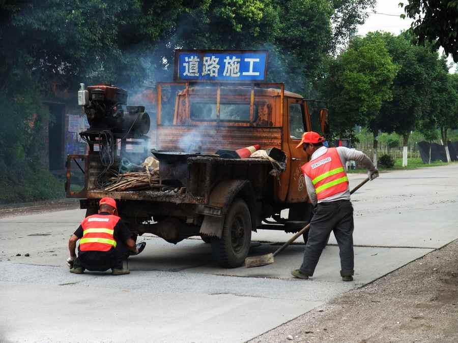 劳动节的礼歌 献给那些默默无闻辛勤劳动着的人们543 / 作者:山野图夫 / 帖子ID:67445