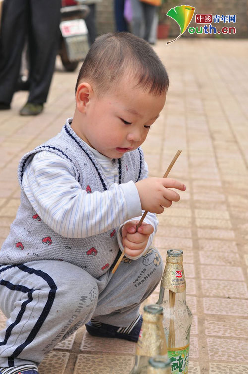 恭城县志愿者广场游园庆“五·一”781 / 作者:茶城路人 / 帖子ID:67470