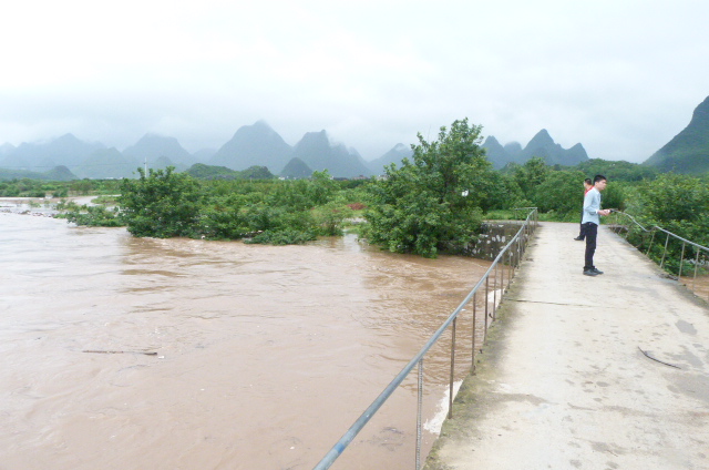 涨那大的水跳下克还能找到人吗630 / 作者:咖啡羊 / 帖子ID:67775