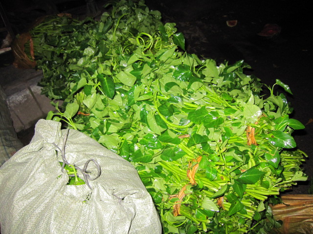 恭城的蔬菜早市386 / 作者:容容 / 帖子ID:68392