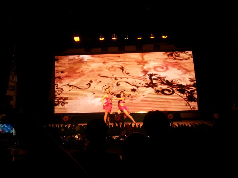 得不到看关公节，我就看晚会，啊呜呜143 / 作者:Them / 帖子ID:87596