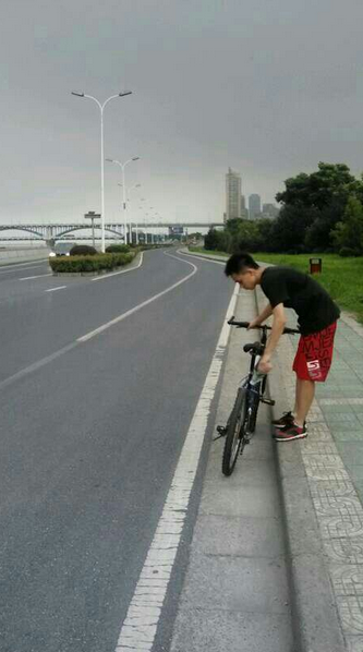 有几多银在杭州的吖484 / 作者:237272866 / 帖子ID:91670