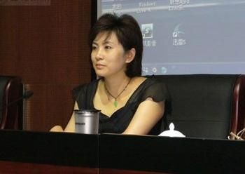 湖南现最牛女处长2岁上学14岁工作250 / 作者:星想事成 / 帖子ID:70012