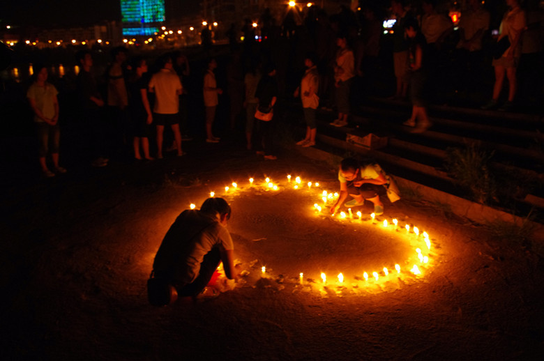 恭城县大学生西部计划志愿者为已故志愿者举行默哀仪式133 / 作者:在即墨YOy / 帖子ID:93754