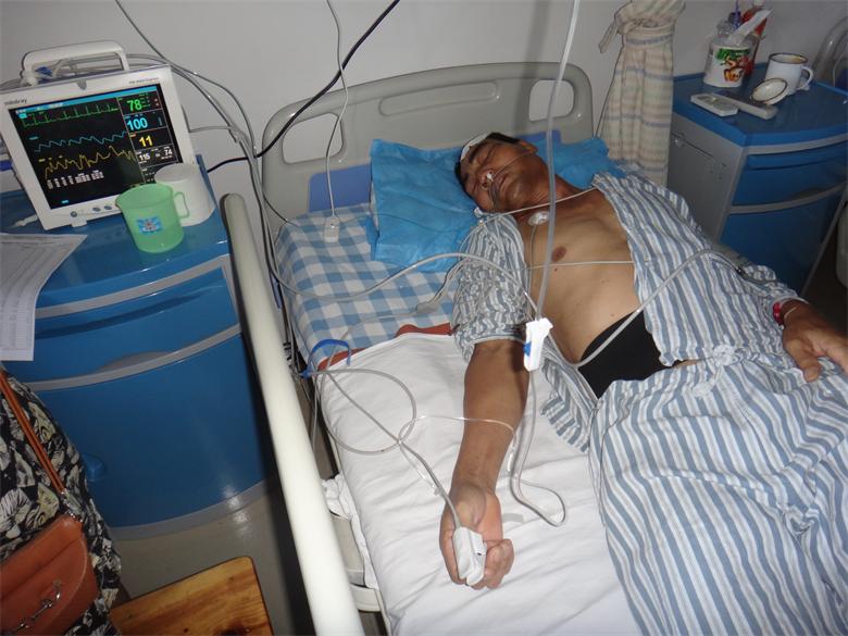 四名燕子山坍方事故伤者在县医院接受治疗350 / 作者:椪柑 / 帖子ID:93798