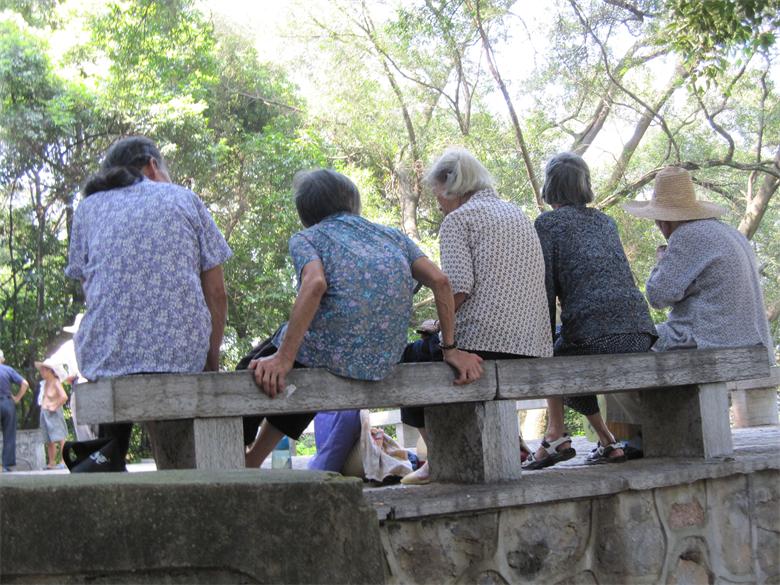 【今日话题】赶恭城闹子 找到个约会避暑的好地方885 / 作者:雨后彩虹 / 帖子ID:93809