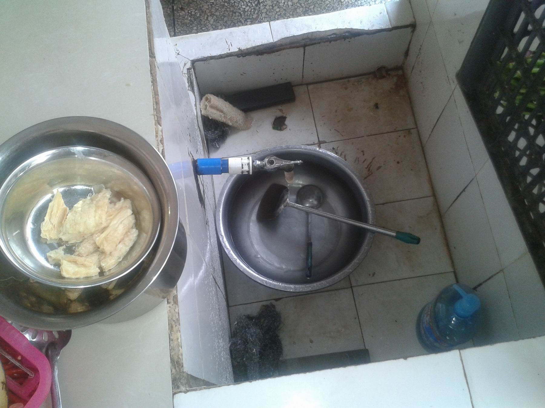 新车站对面水果批发城饭店转让592 / 作者:小楼 / 帖子ID:94415