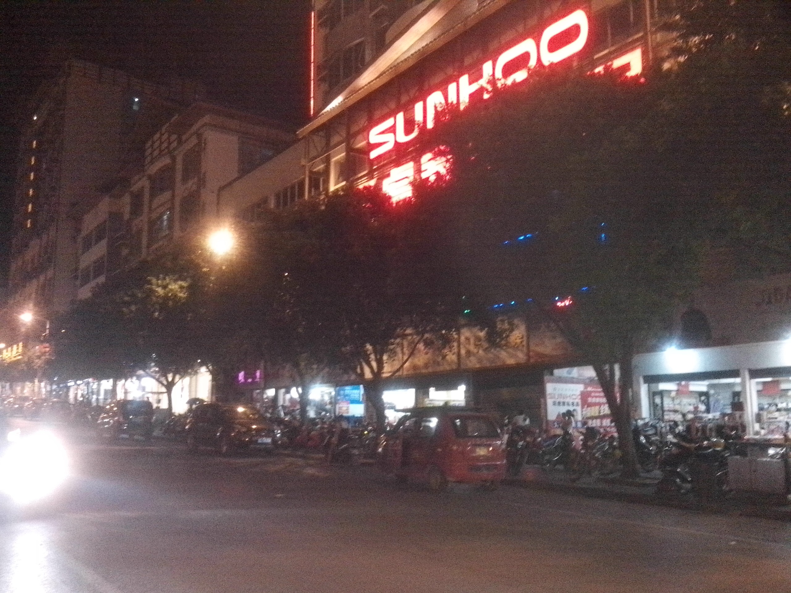 众多摩托  十字街霸道871 / 作者:北辰 / 帖子ID:94749