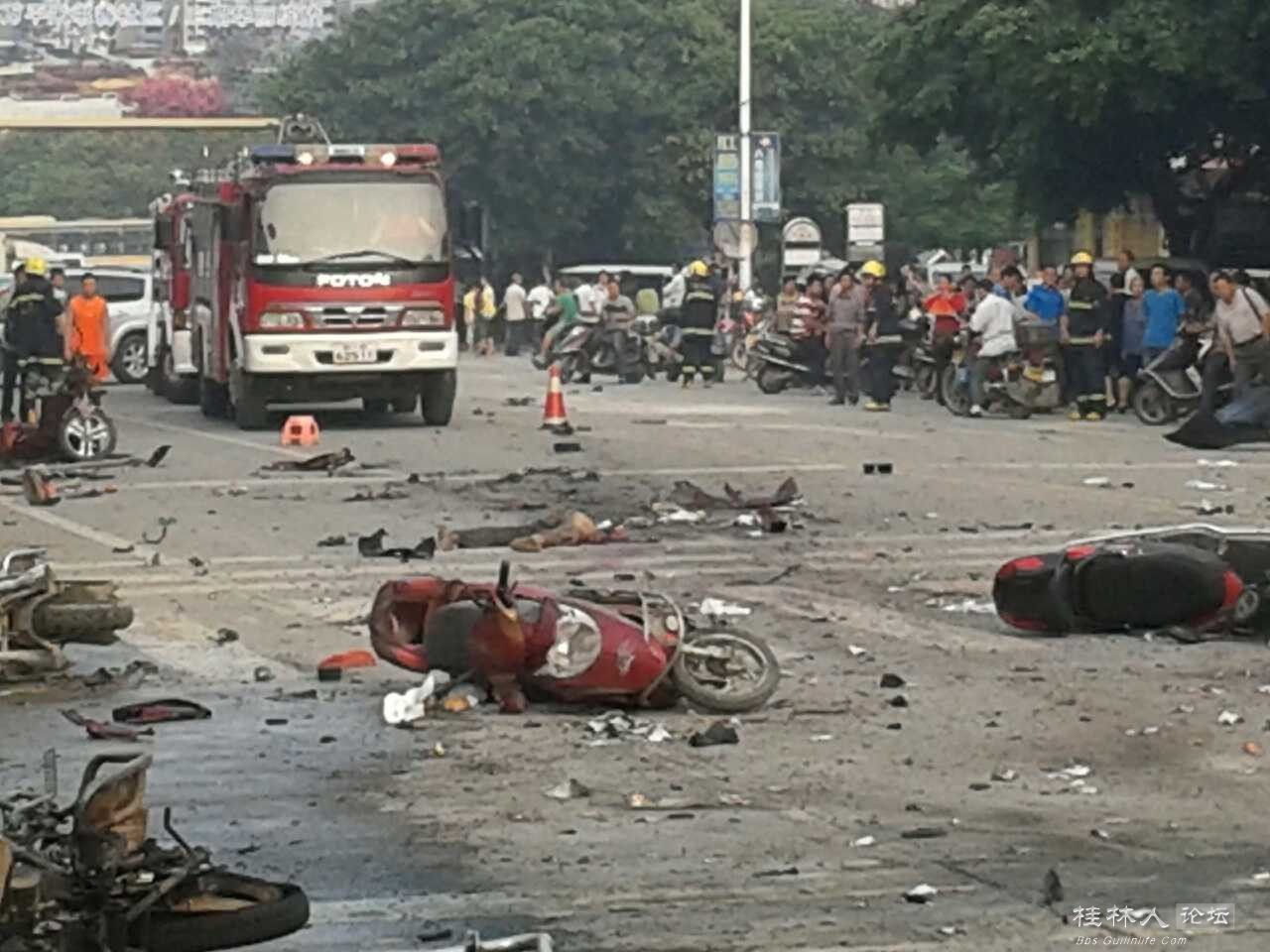 桂林八里街学校发生爆炸(图片可能有不适，反感请勿进）297 / 作者:风油精 / 帖子ID:95548