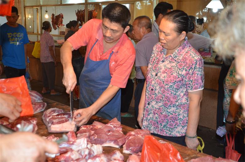【今日话题】 中秋佳节  市民菜市场买菜忙693 / 作者:北辰 / 帖子ID:95836