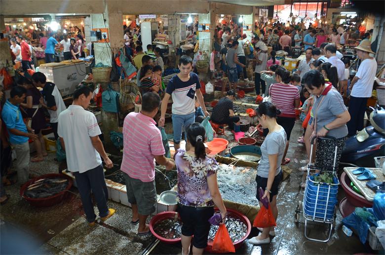 【今日话题】 中秋佳节  市民菜市场买菜忙46 / 作者:北辰 / 帖子ID:95836