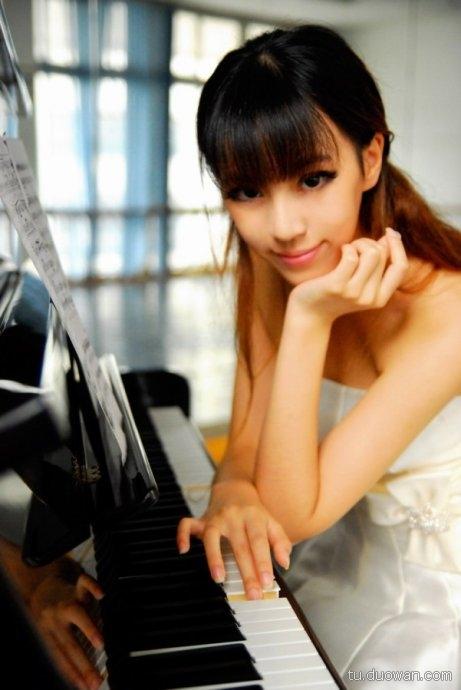 趣味:计算你的女朋友值多少钱114 / 作者:若爱请深爱 / 帖子ID:96530