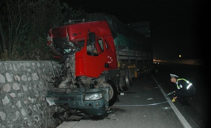 “12.2”全国交通安全日：这些交通陋习你摒弃了吗？110 / 作者:水墨茶江 / 帖子ID:98881