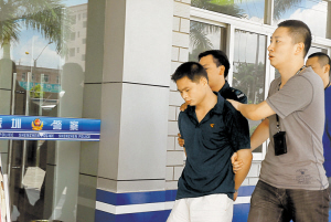 一男子借钱不还..被三债主活埋785 / 作者:龍虎袍哥 / 帖子ID:99059