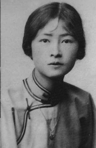 金庸与徐志摩琼瑶一家亲 笔下表哥皆薄情61 / 作者:茶江源 / 帖子ID:99438