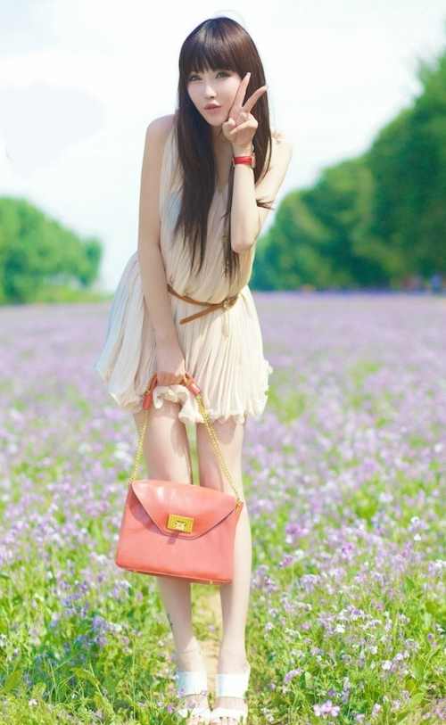 漂亮女孩与普通女孩972 / 作者:今晚我有空 / 帖子ID:99472