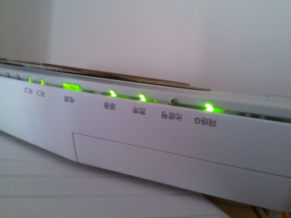 电信网络机顶盒。电信光纤宽带猫白菜价出手。回家过年。急急急急急急。，，65 / 作者:石@头 / 帖子ID:99844