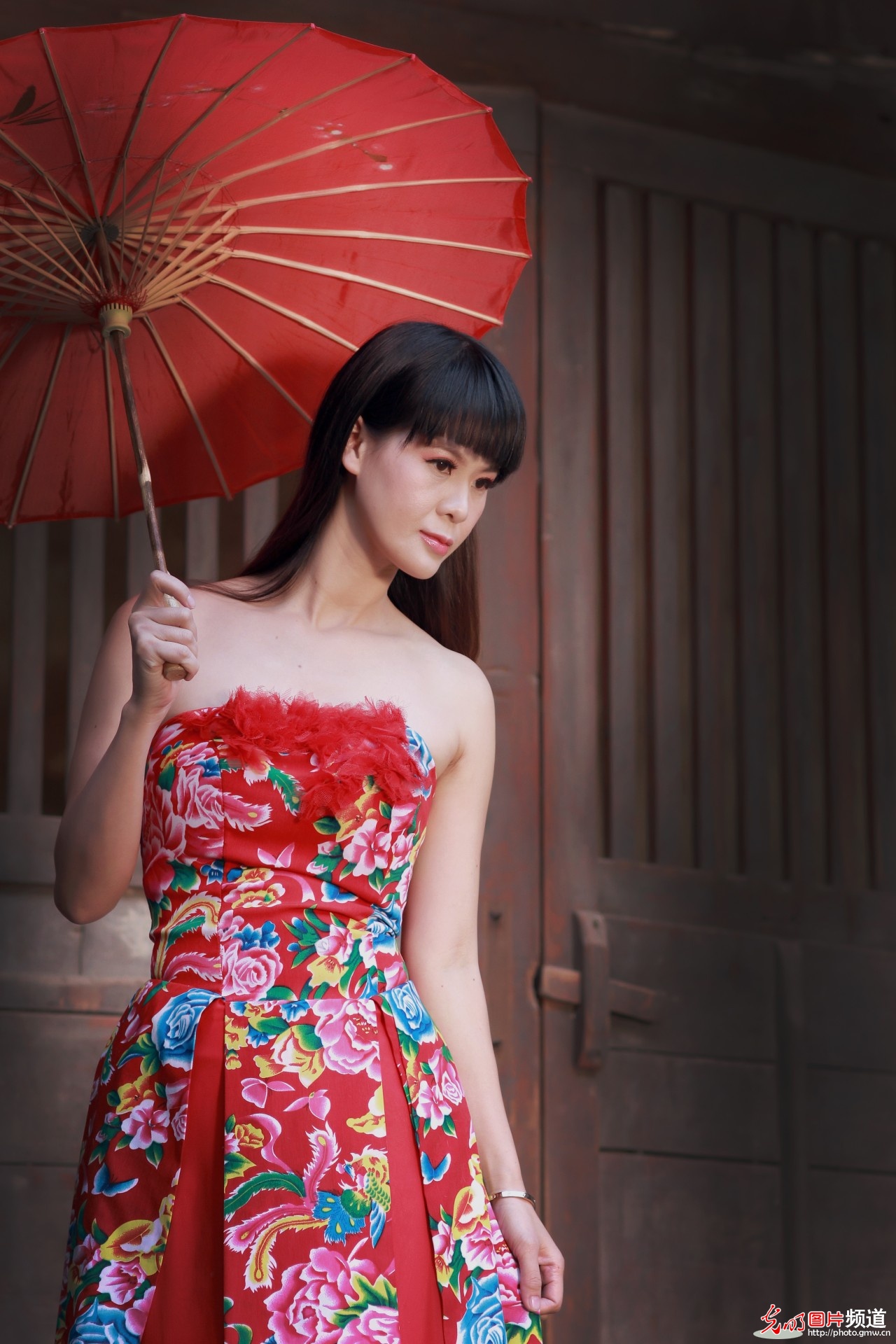 这个算不算诱惑411 / 作者:恭城无聊人 / 帖子ID:99990