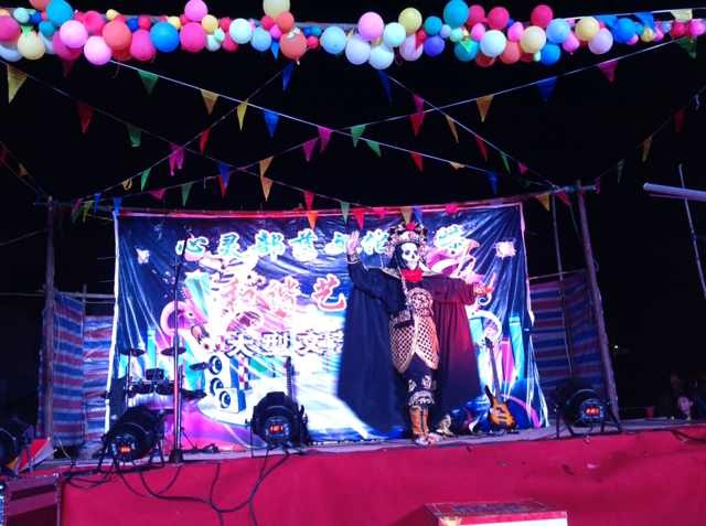 恭城人的变脸427 / 作者:恭城龙狮戏凤 / 帖子ID:100052