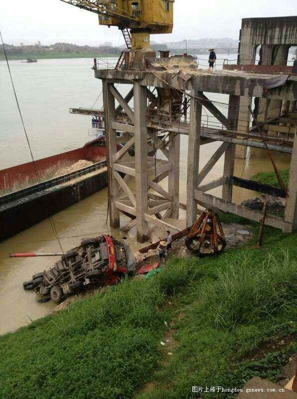 洗冷水凉克134 / 作者:恭城无聊人 / 帖子ID:101599