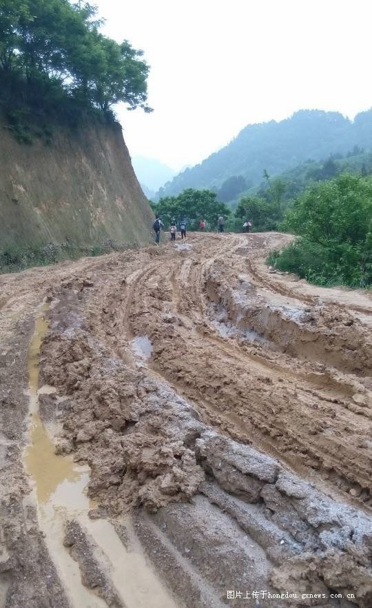 路711 / 作者:恭城无聊人 / 帖子ID:101735