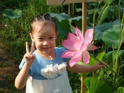 平安乡永棠村小杨紫萱..812 / 作者:王芳芳 / 帖子ID:102290