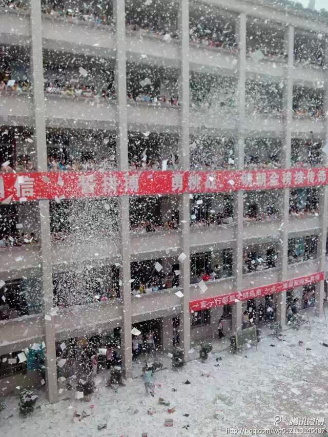 几天后的恭城中学会不会这样？校长主任会哭吗？547 / 作者:随意看天下 / 帖子ID:102332