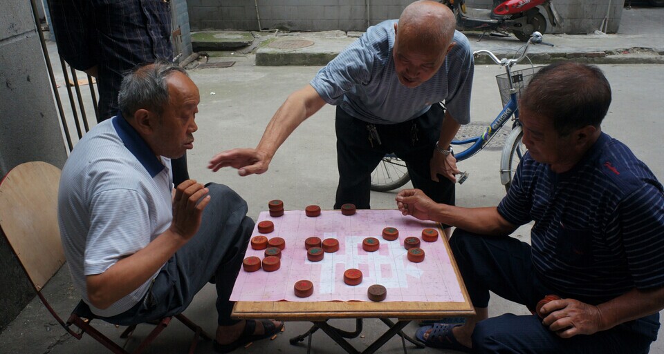 棋霸！两军交战与你何干？942 / 作者:是非黑人 / 帖子ID:102394