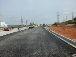 恭城城市破损路段开始施工修补829 / 作者:善有其乐 / 帖子ID:102976