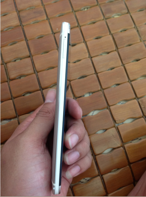 出售刚买两个半月的 htc one 手机一台 9.9新！降价了 1800元拿走！657 / 作者:▓丶Ｄ调゛丶 / 帖子ID:103735