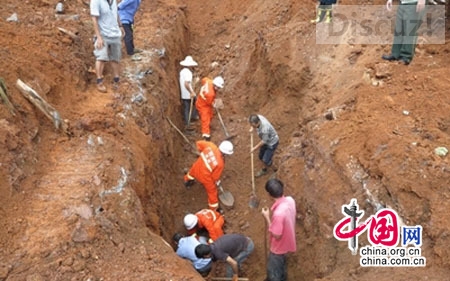 广西桂林理工大学一工地发生塌方 消防救出被埋工人421 / 作者:欧耶 / 帖子ID:105293