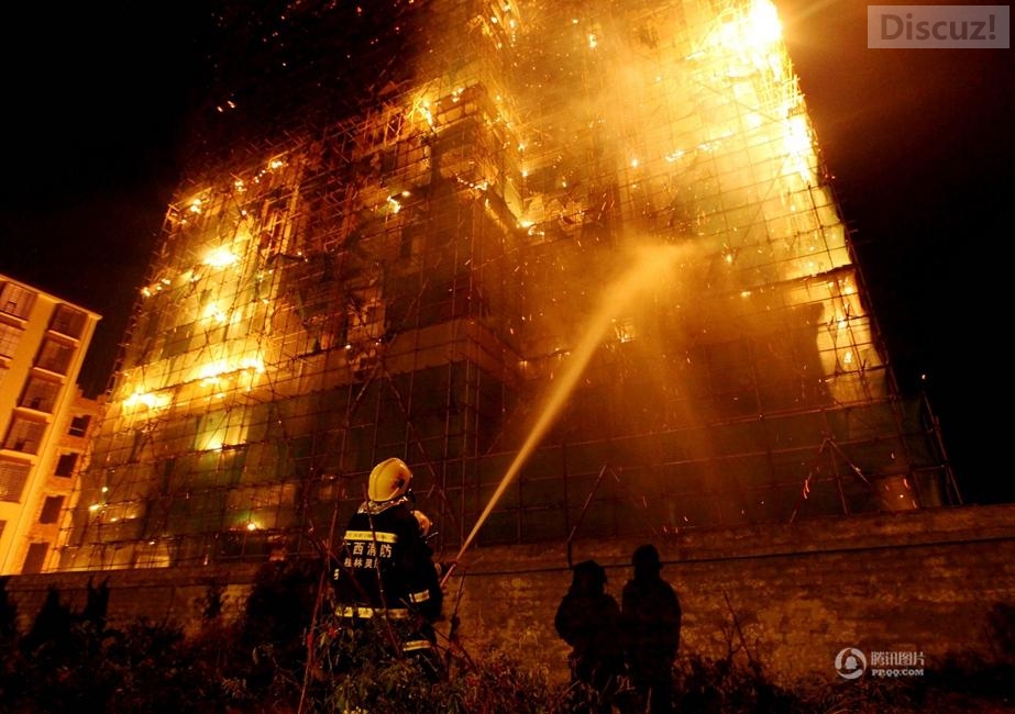 昨晚，桂林灵川金色维也纳的工地发生火灾。28 / 作者:thkfh / 帖子ID:105308