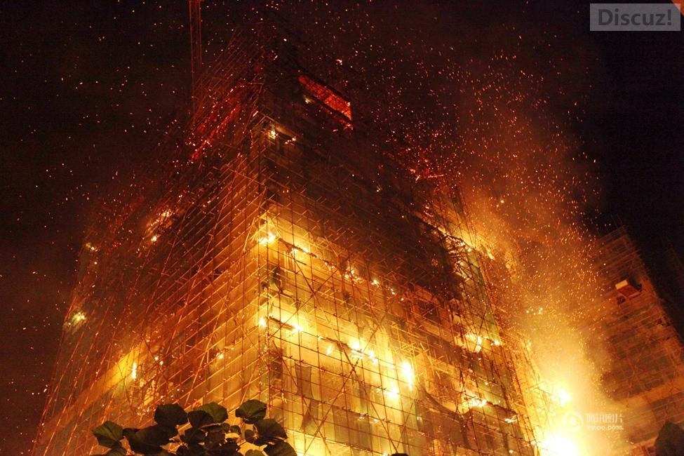 昨晚，桂林灵川金色维也纳的工地发生火灾。993 / 作者:thkfh / 帖子ID:105308