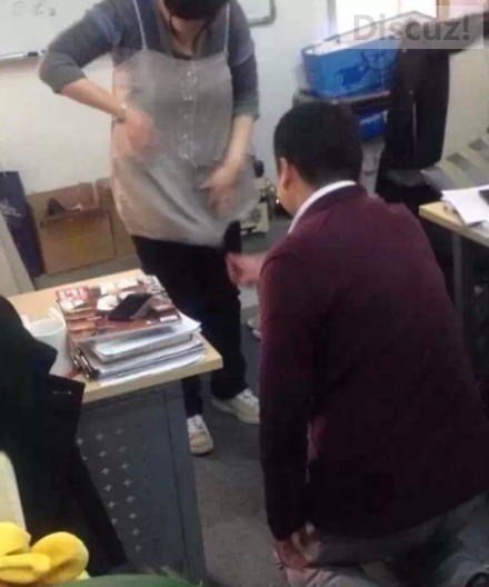 昨晚得罪老婆后的下场，最后一张值得拥有！@正常人办不出这种事251 / 作者:thkfh / 帖子ID:105611