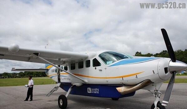 空中游漓江，半小时1千人民币！土豪的世界无法理解433 / 作者:奇葩处处有 / 帖子ID:105702