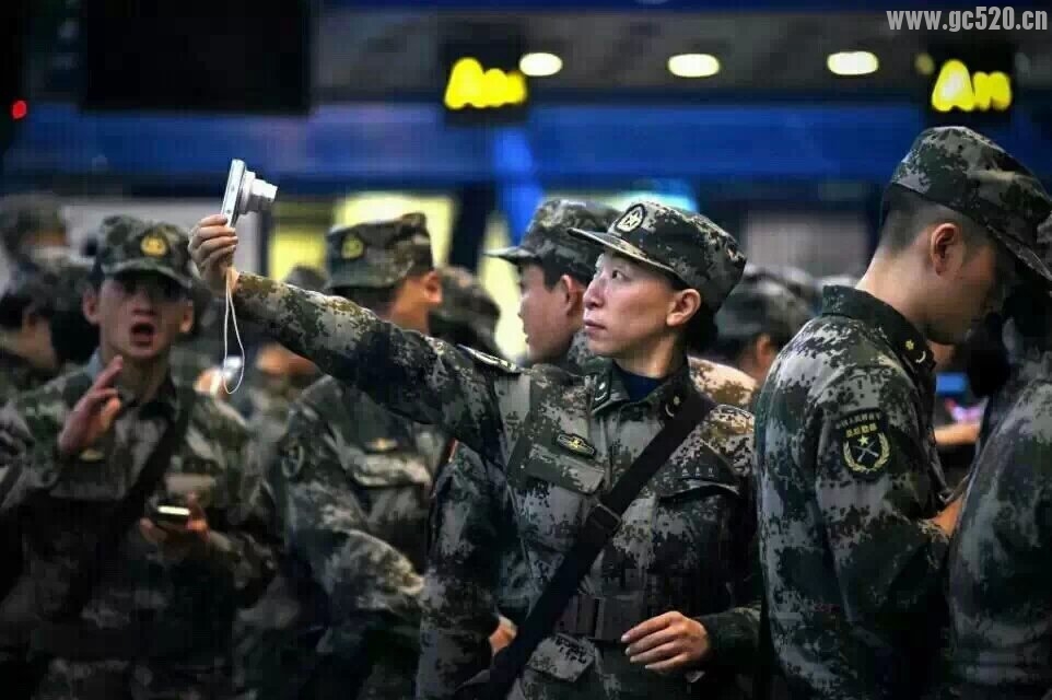 我国四支医疗队伍今日启程赴非援助抗击埃博拉，希望他们都能平安归来649 / 作者:猫小萌 / 帖子ID:105880