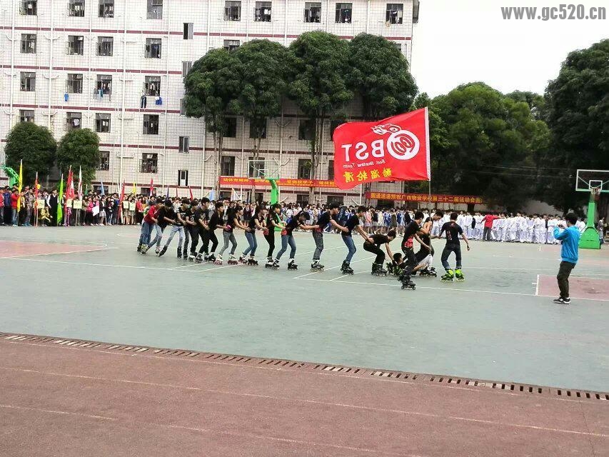 我的癫狂学校的另类校运会214 / 作者:thkfh / 帖子ID:105893