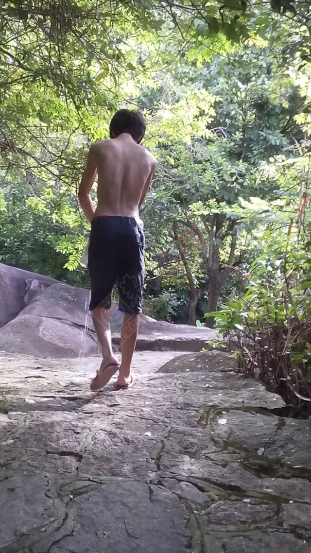 有认识我的小伙伴了  快回家了 但是不告诉你们什么时候954 / 作者:梧桐听雨 / 帖子ID:106645