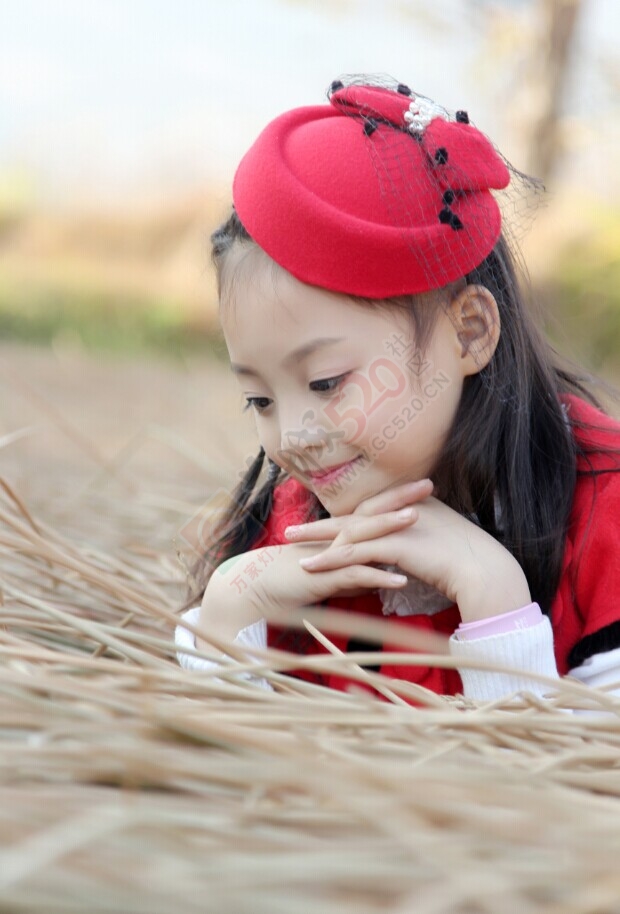 天天看新闻，今天发两张小美女的照片给大家看看吧923 / 作者:或许 / 帖子ID:107616