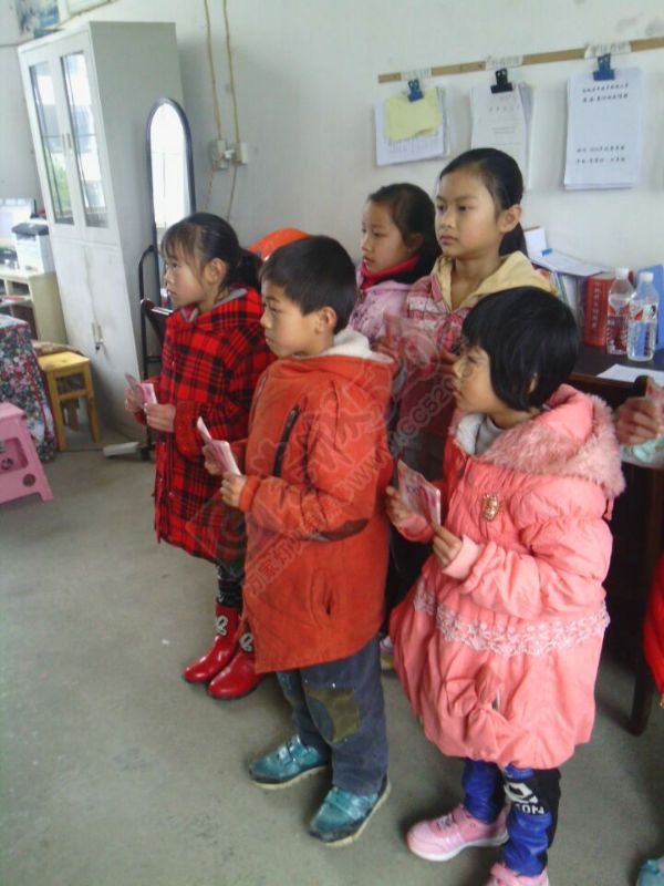 春风乍寒却还暖579 / 作者:恭城无聊人 / 帖子ID:111942