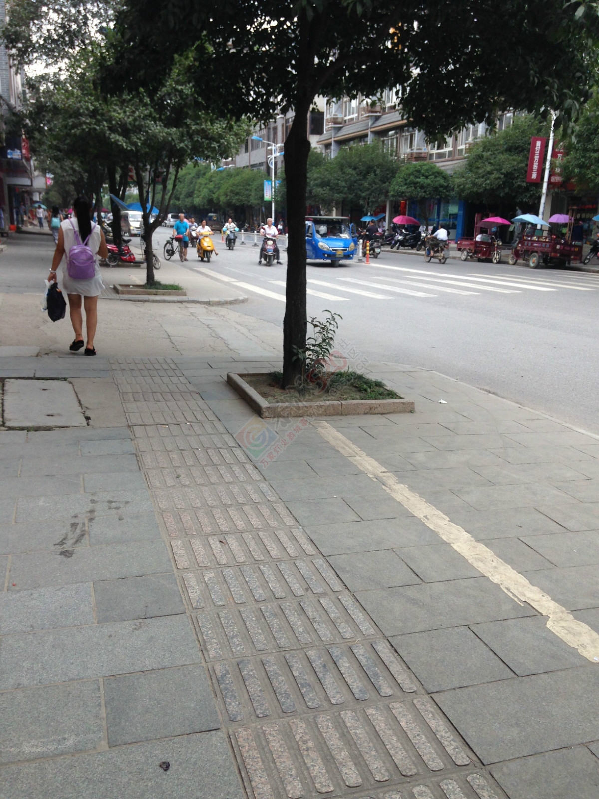 这条路太恐怖了点，车子一过去灰尘漫天252 / 作者:小红花 / 帖子ID:118112